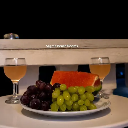 Sagma Beach Rooms Bed & Breakfast Perissa (Santorini)
