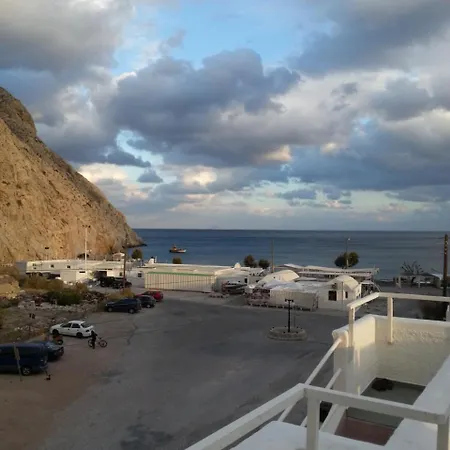 Sagma Beach Rooms Perissa (Santorini)
